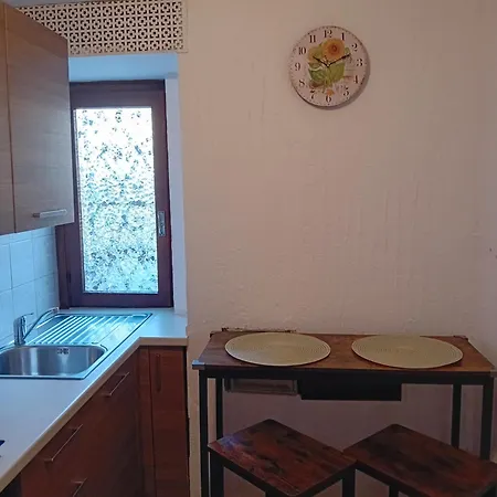 Apartment Antica Casa Di Lea San Siro (Lombardy)
